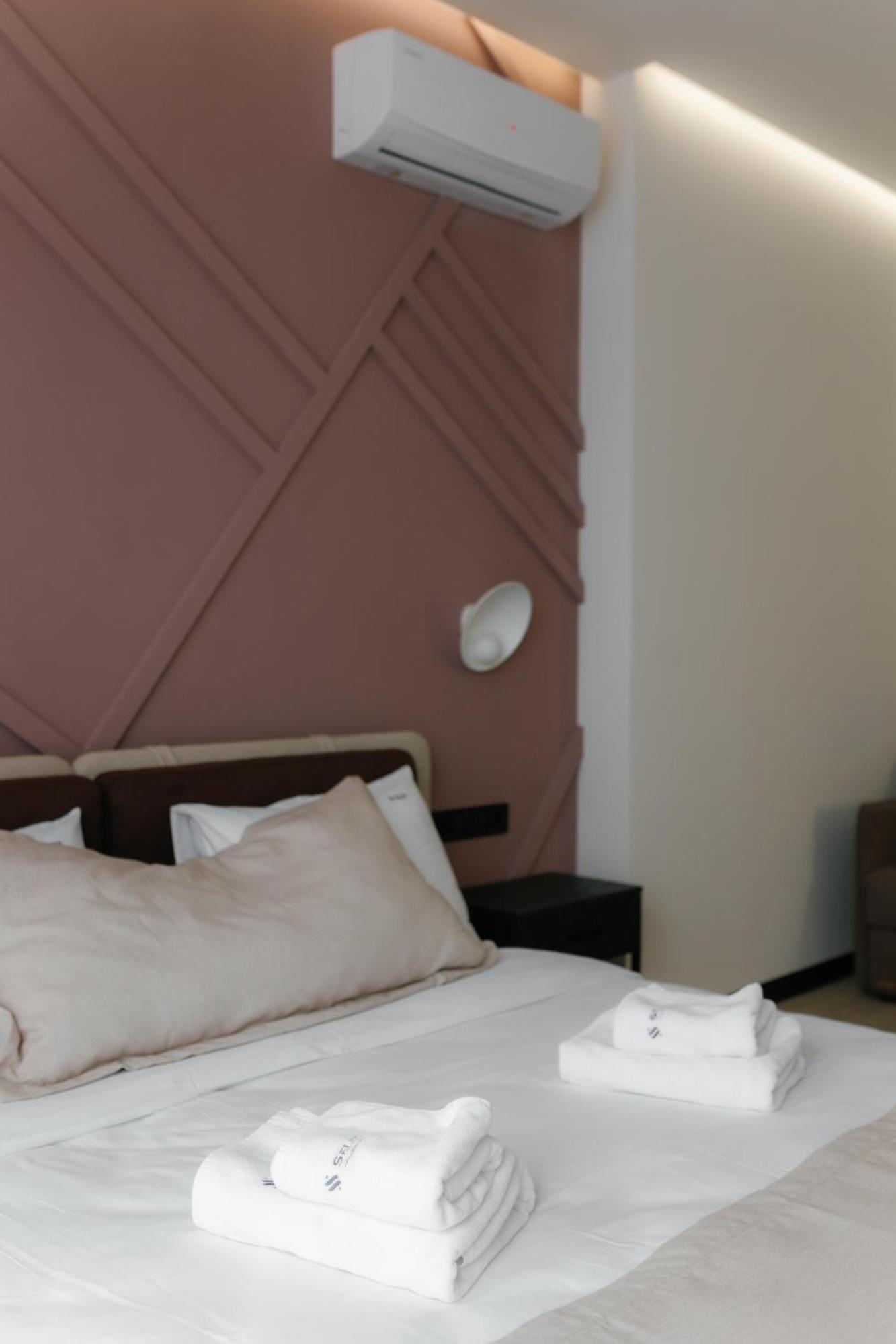 Select Hotel リヴィウ エクステリア 写真