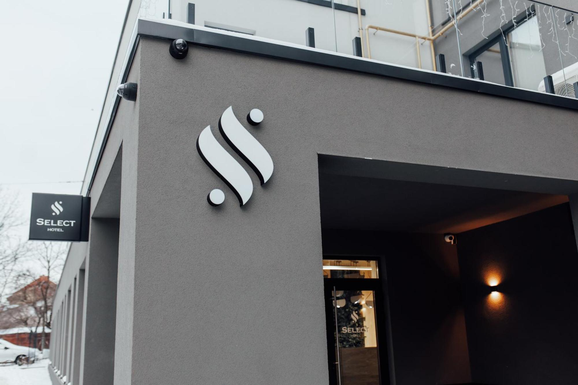 Select Hotel リヴィウ エクステリア 写真